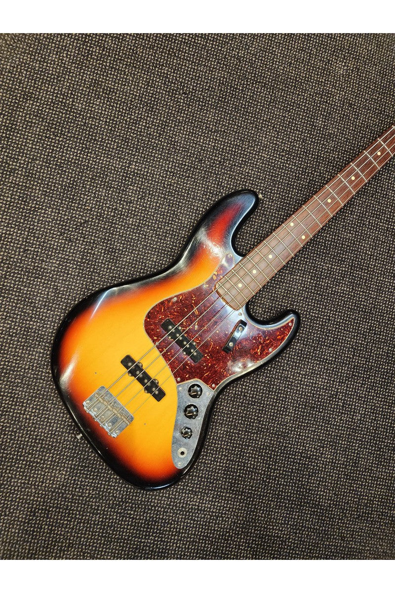 Preloved Fender Custom Shop 64 Jazz 3TB with Hard-Case