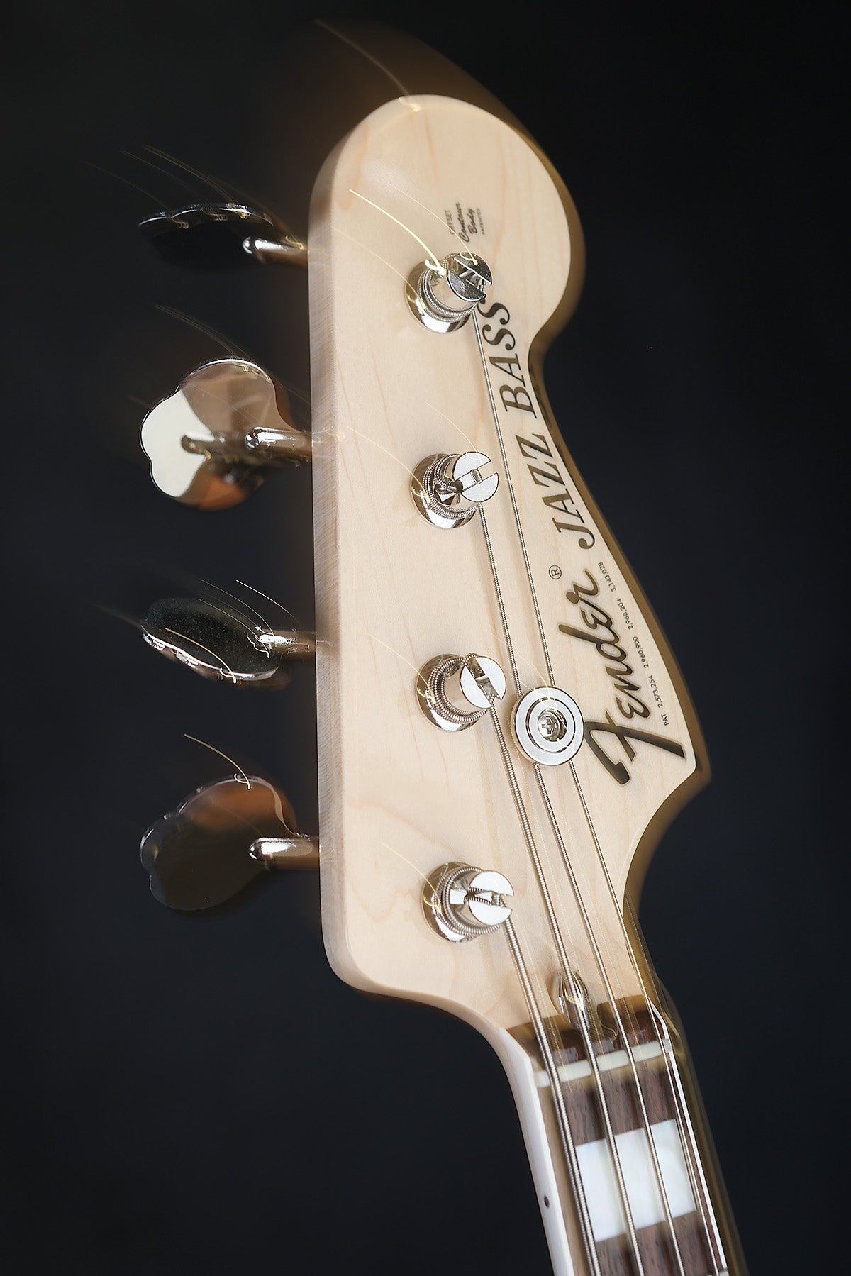 Fender Made in Japan Traditional '70s Jazz Bass Candy Apple Red w/ Gigbag - Bass Centre Music Store Melbourne