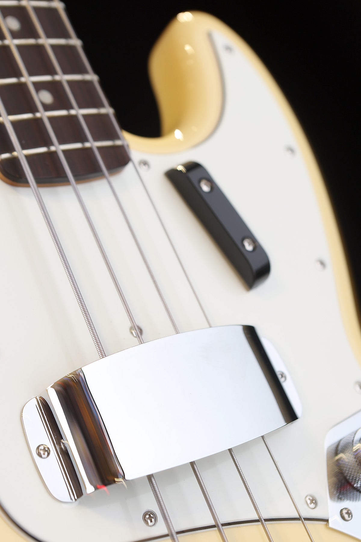 Limited Edition Laura Lee Jazz Bass - Bass Centre Music Store Melbourne