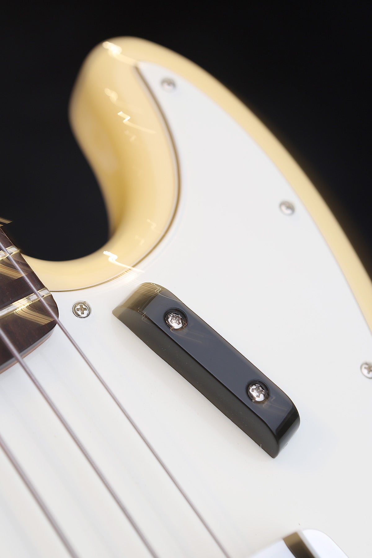 Limited Edition Laura Lee Jazz Bass - Bass Centre Music Store Melbourne