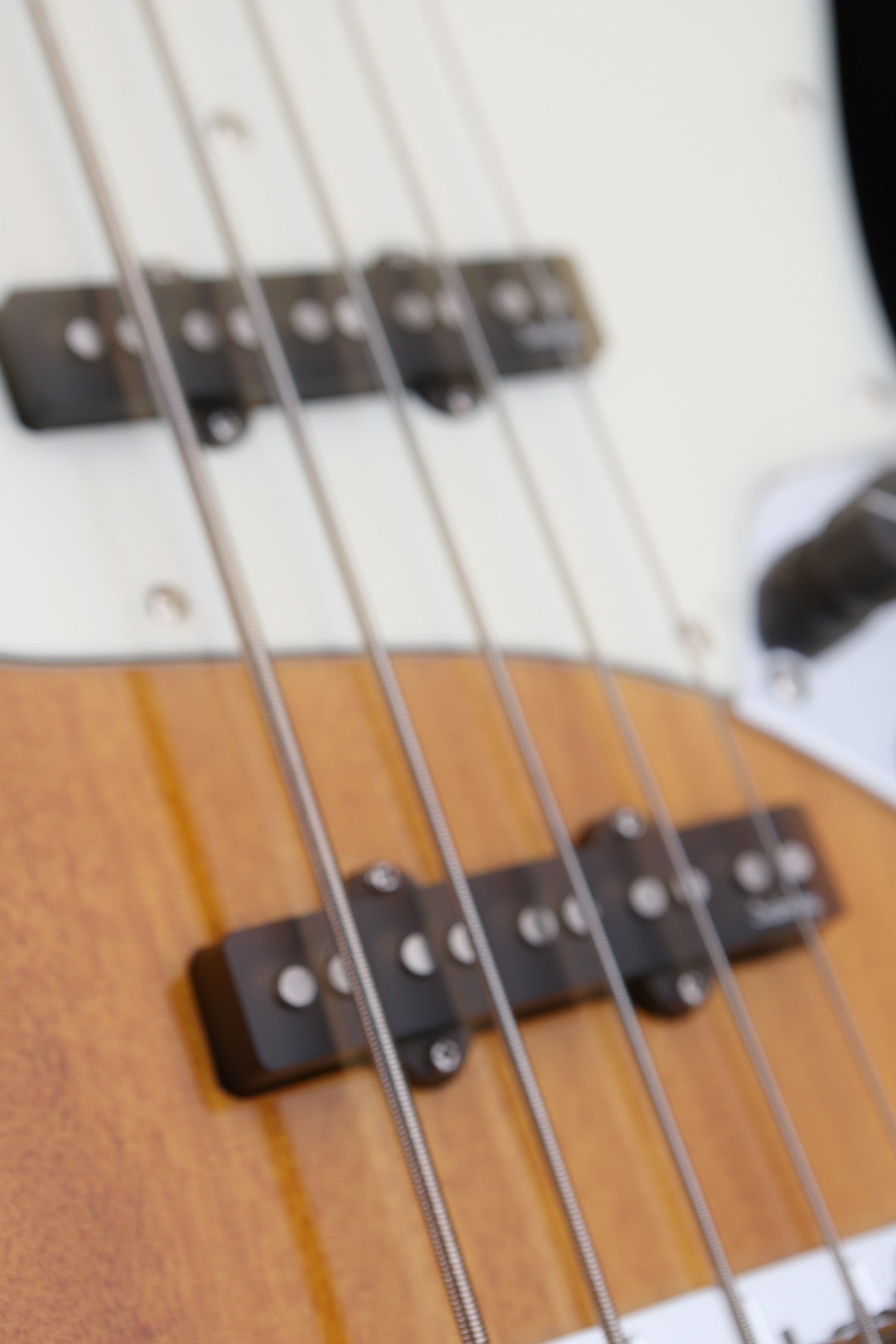 2024 Sadowsky Metro Express Vintage JJ 5 String Bass - Bass Centre Music Store Melbourne