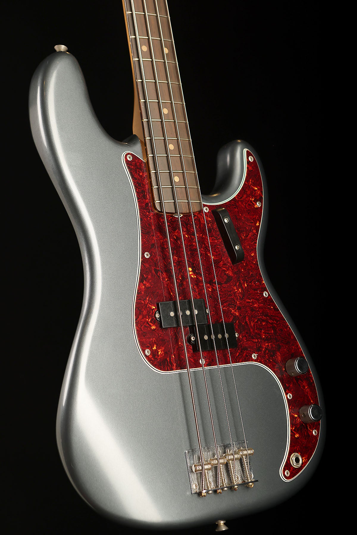 Fender Vintera® II Road Worn® &#39;60s Precision Bass®