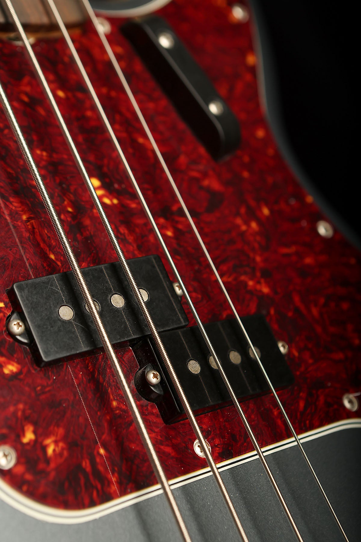 Fender Vintera® II Road Worn® &#39;60s Precision Bass®