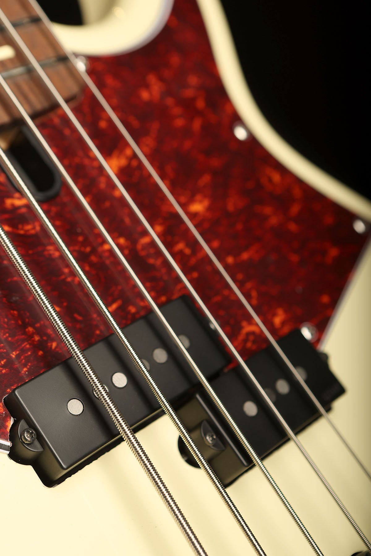 Yamaha BBP35 Vintage White, Made in Japan