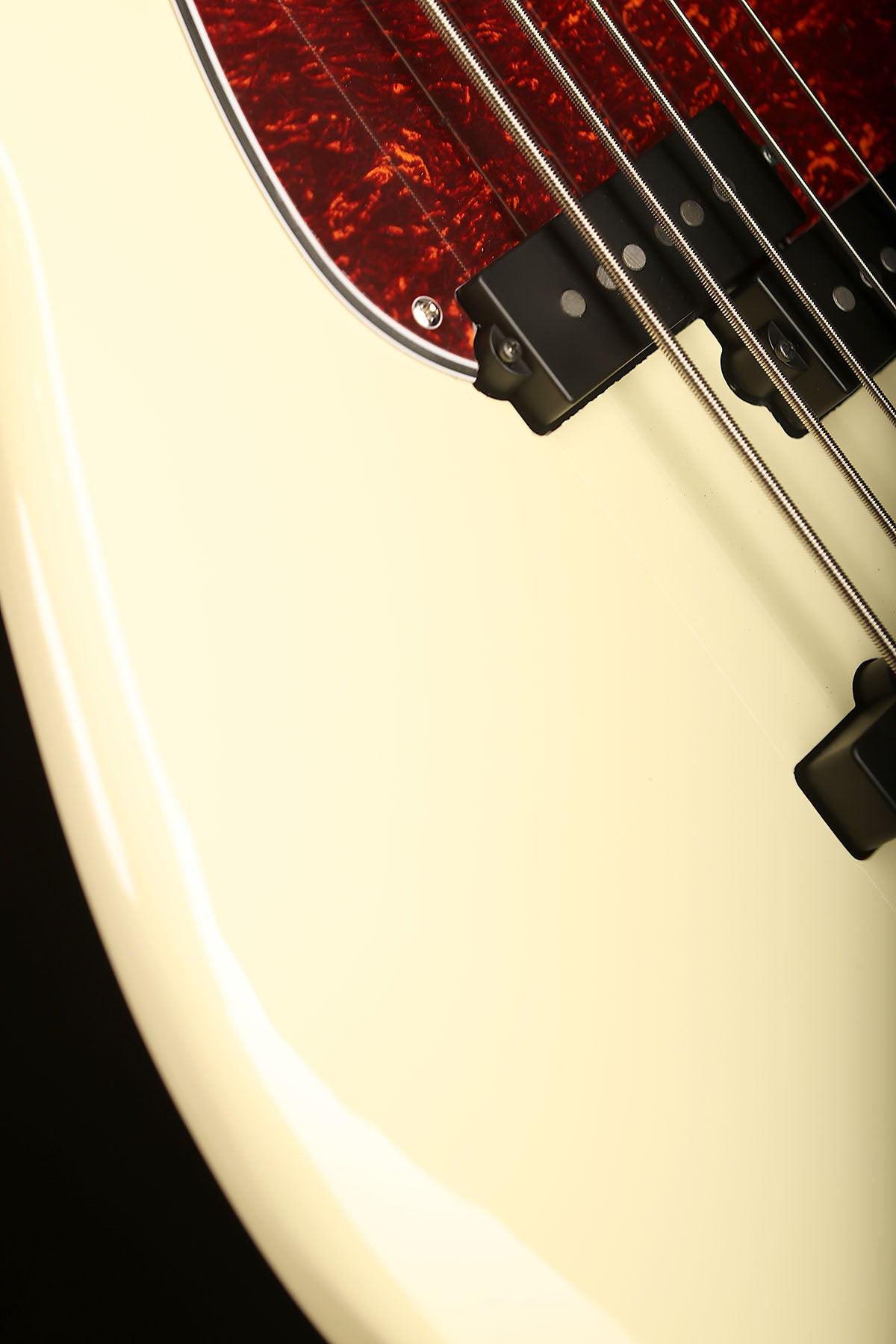 Yamaha BBP35 Vintage White, Made in Japan