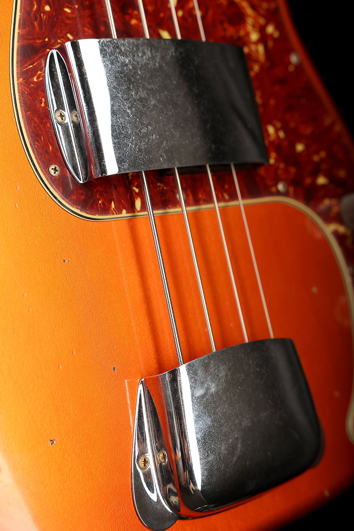 Fender Custom Shop 64 Precision Bass Candy Tangerine