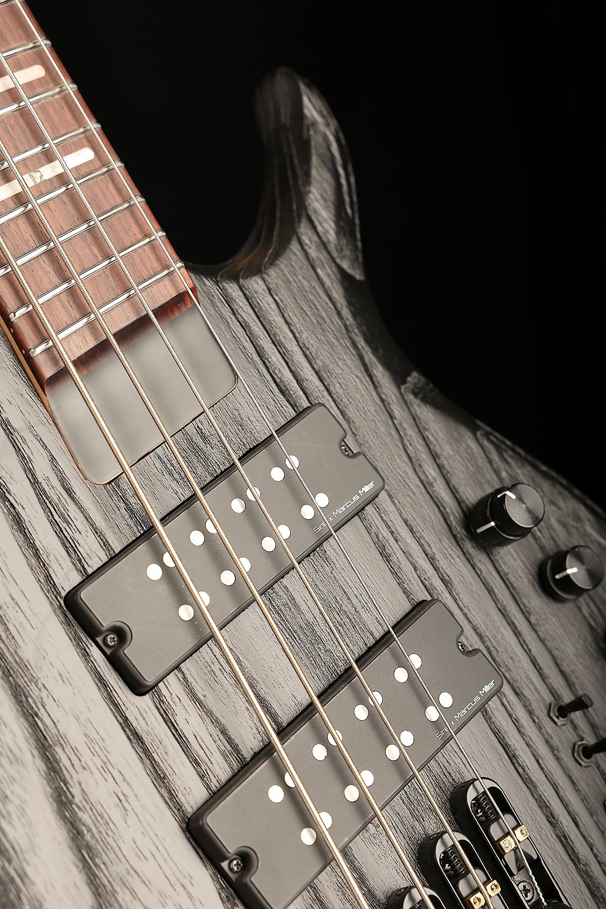 Sire MARCUS MILLER M6 Headless Multiscale 4 String
