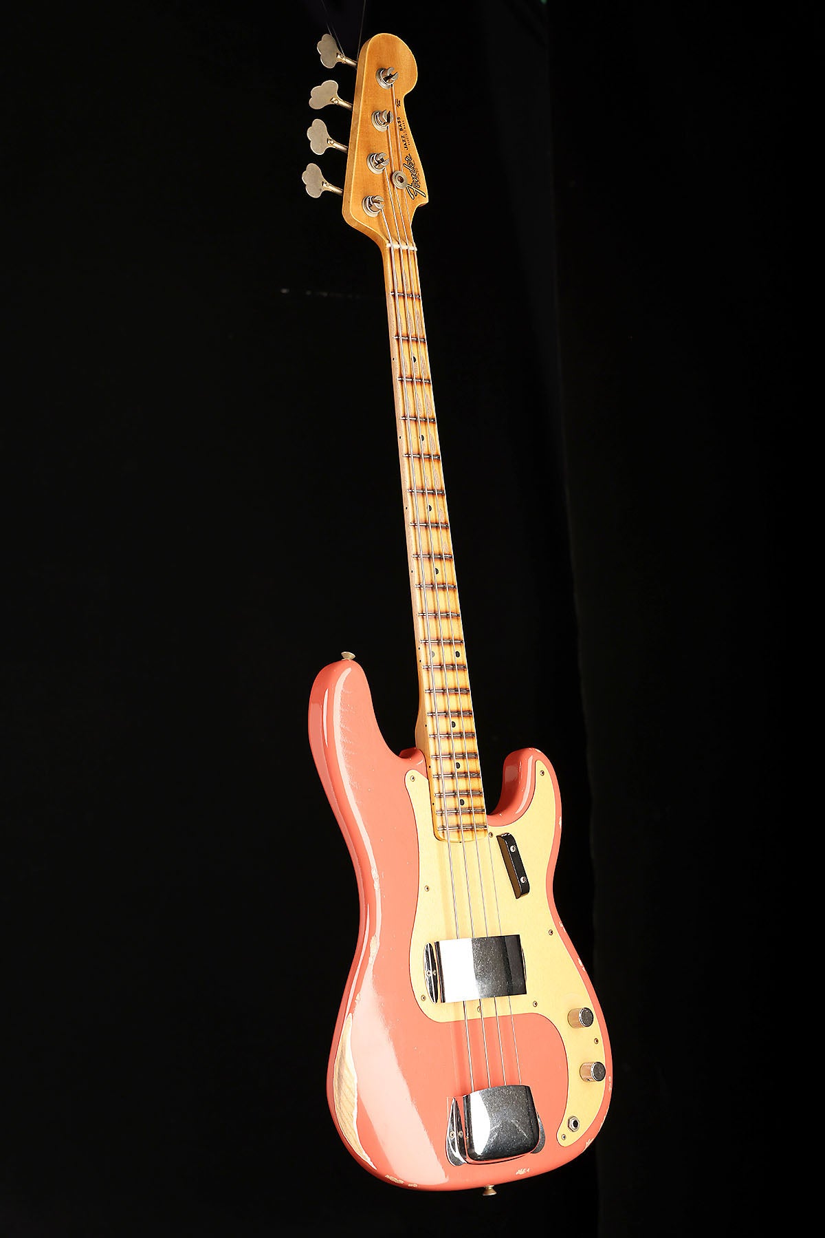 Fender Limited Edition "P" Jazz Bass Relic Tahitian Coral