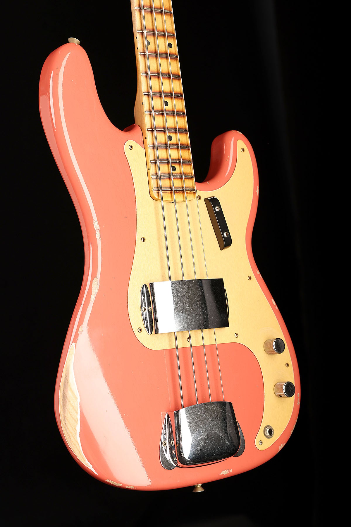 Fender Limited Edition "P" Jazz Bass Relic Tahitian Coral
