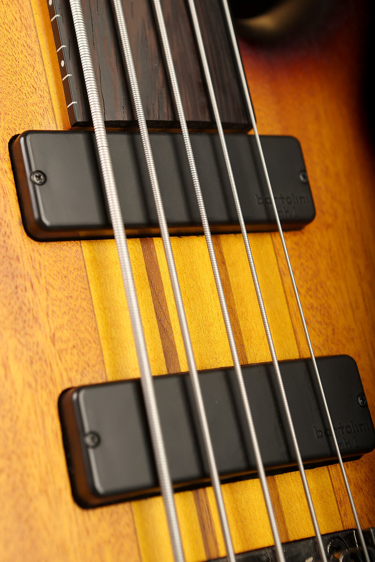 Preloved Ibanez SRF705 Fretless - Bass Centre Music Store Melbourne