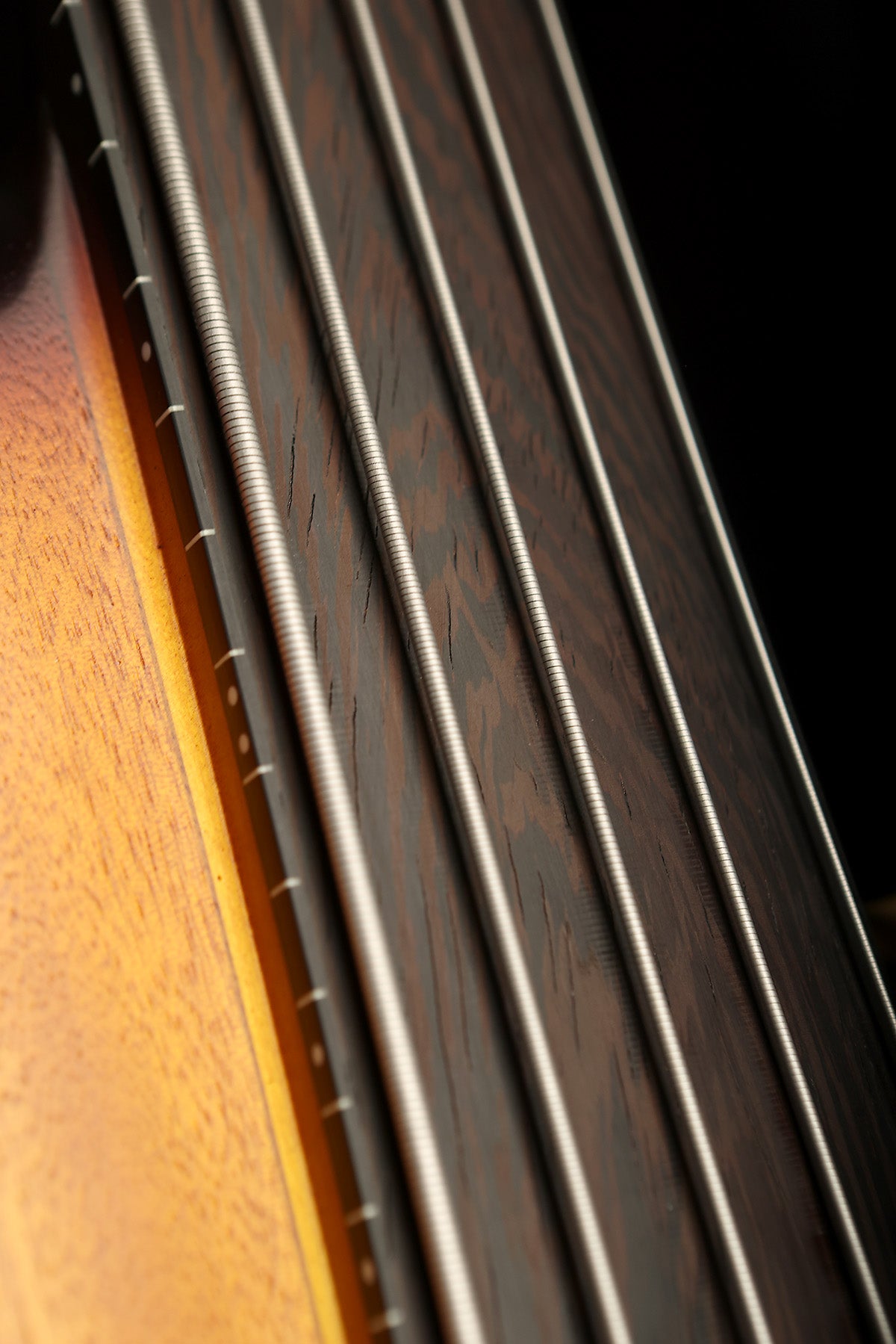 Preloved Ibanez SRF705 Fretless - Bass Centre Music Store Melbourne