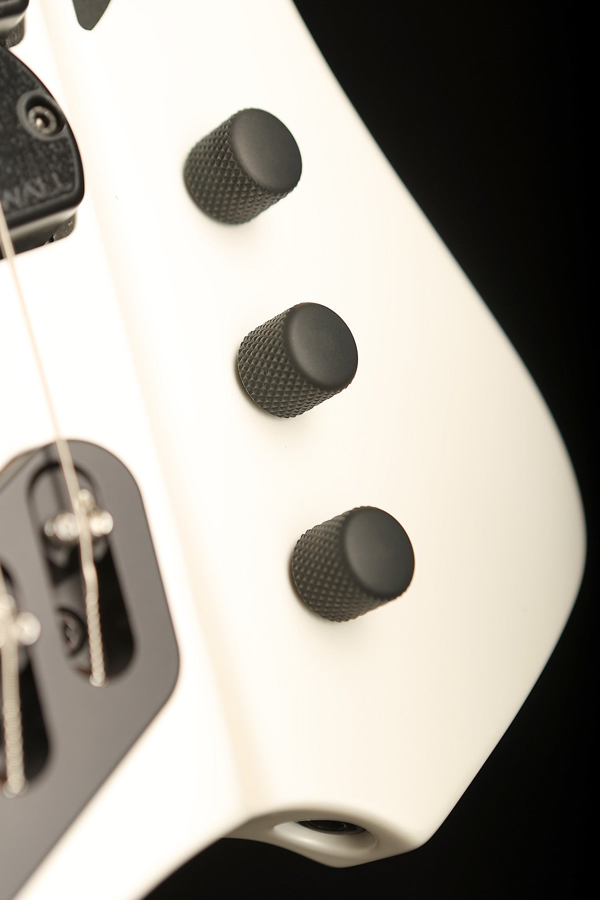 Dingwall D-Roc 5 String Bass Ducati White Pearl - Bass Centre Music Store Melbourne