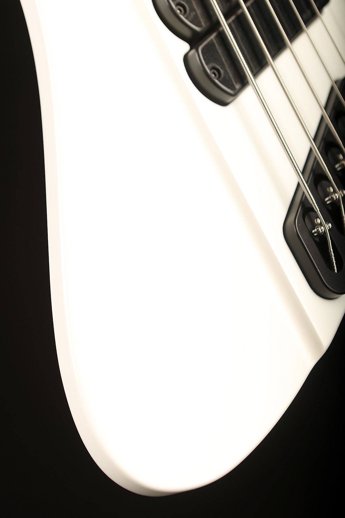 Dingwall D-Roc 5 String Bass Ducati White Pearl - Bass Centre Music Store Melbourne