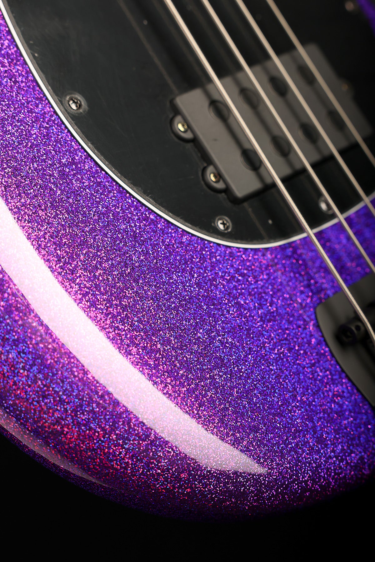 Ernie Ball Music Man Dark Ray 4 Plasma Purple