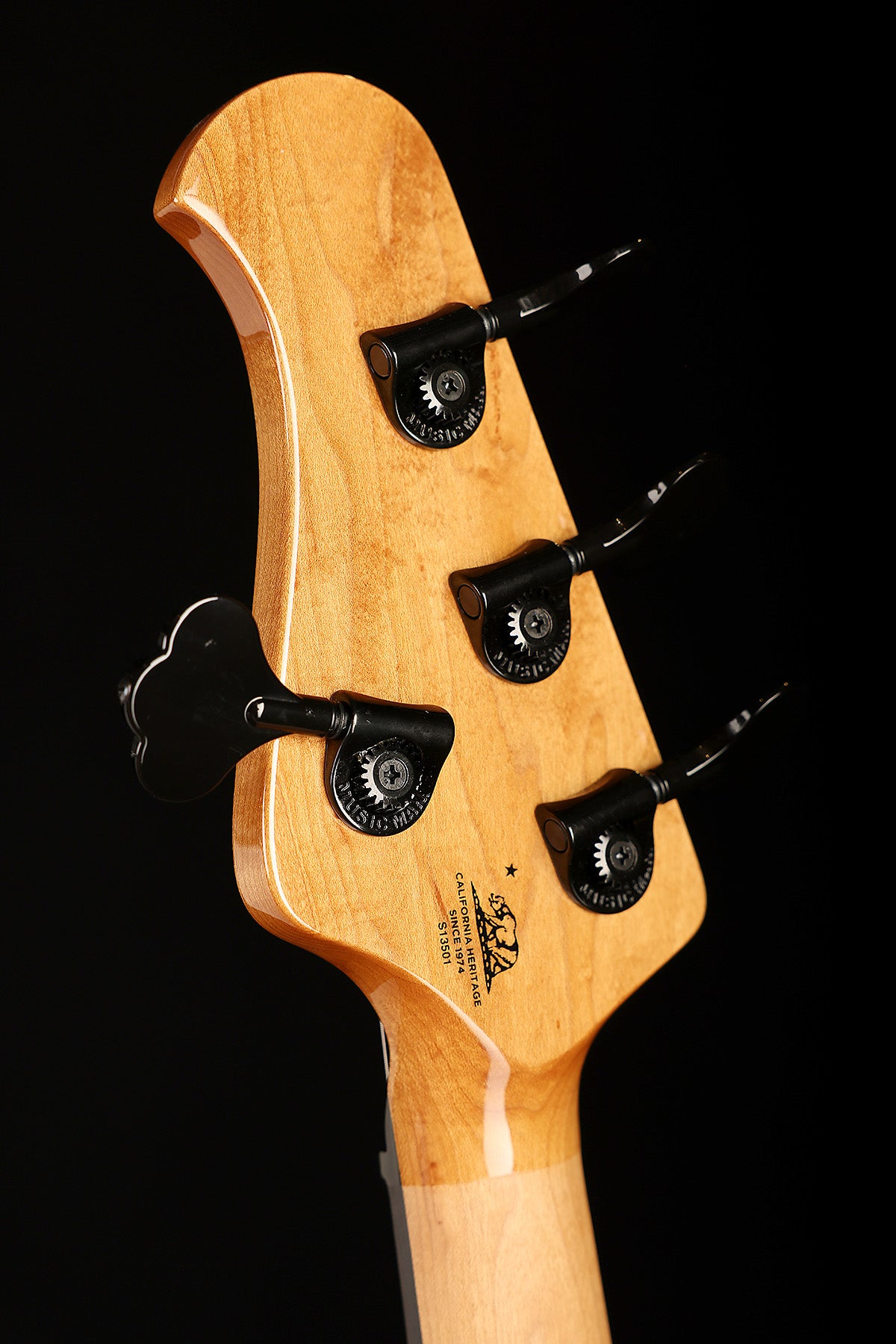 Ernie Ball Music Man Dark Ray 4 Plasma Purple