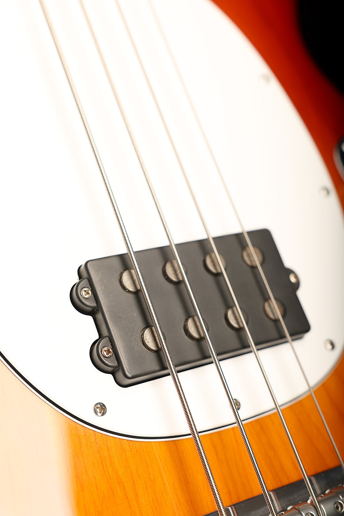 Preloved Musicman Stingray Honeyburst