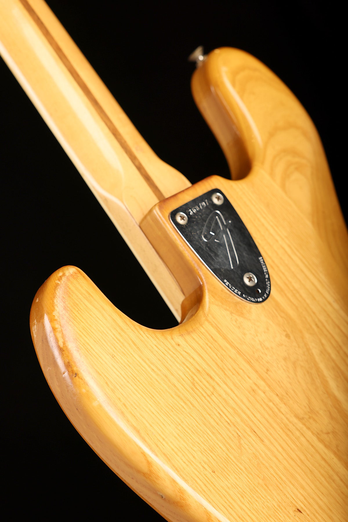 Preloved Fender Jazz Bass, Natural