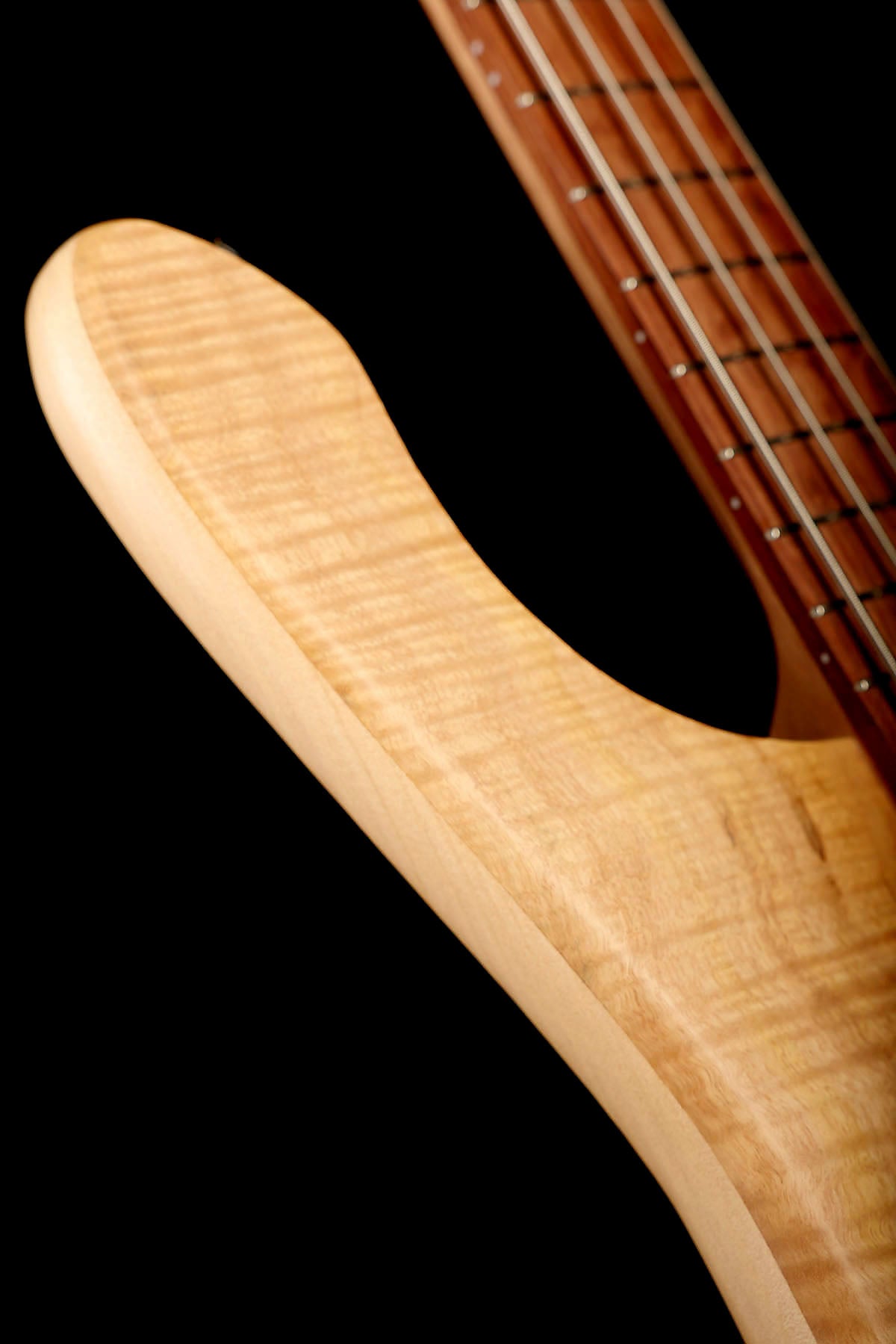 Cole Clark LLB4 Flamed Mountain Ash - Bass Centre Music Store Melbourne