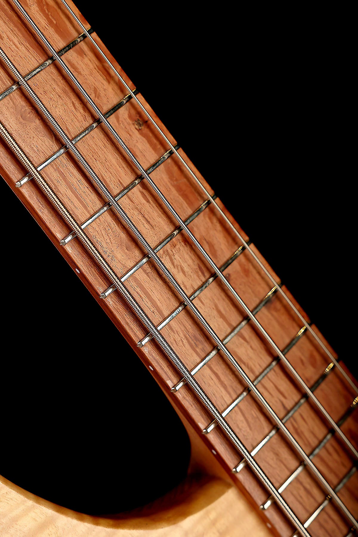 Cole Clark LLB4 Flamed Mountain Ash - Bass Centre Music Store Melbourne