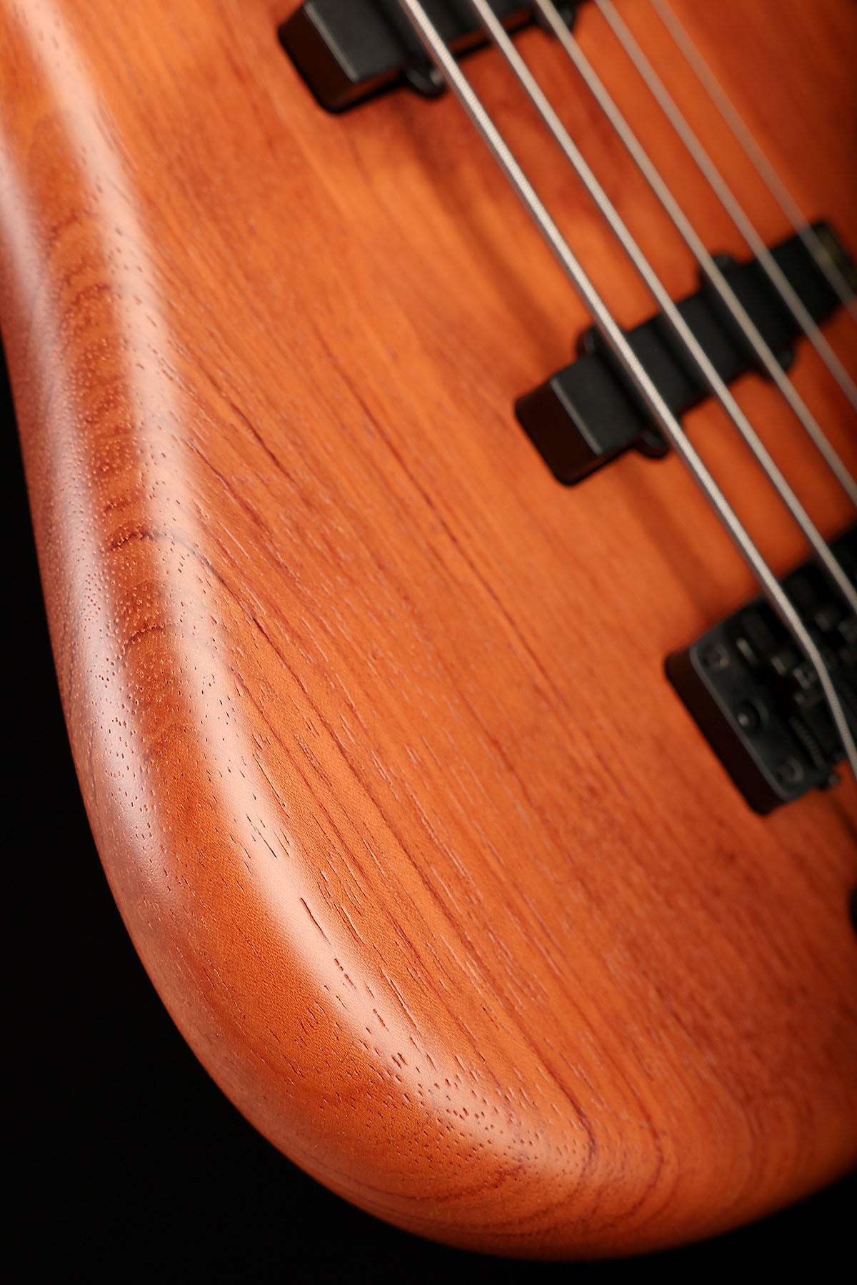 Warwick German Pro Series Teambuilt Corvette 5 String Bubinga Body - Bass Centre Music Store Melbourne