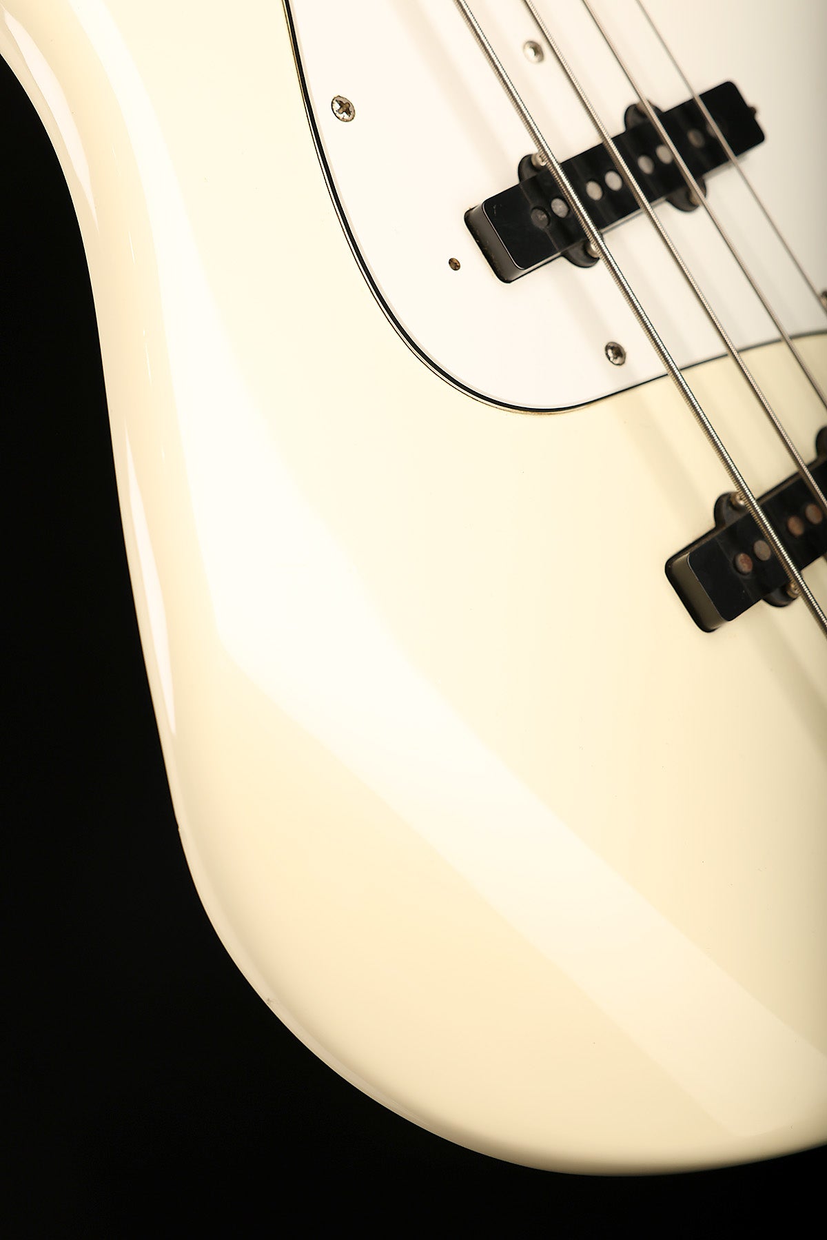 Preloved Squier Made In Japan Jazz Bass 'E series' w/case - Bass Centre Music Store Melbourne