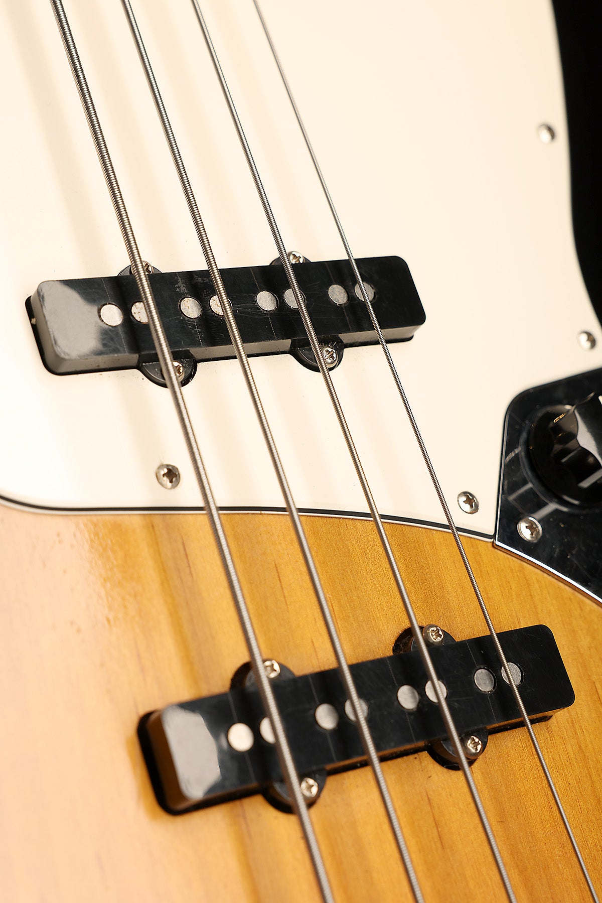 Preloved Fender Highway 1 Jazz Bass, 3TSB - Bass Centre Music Store Melbourne