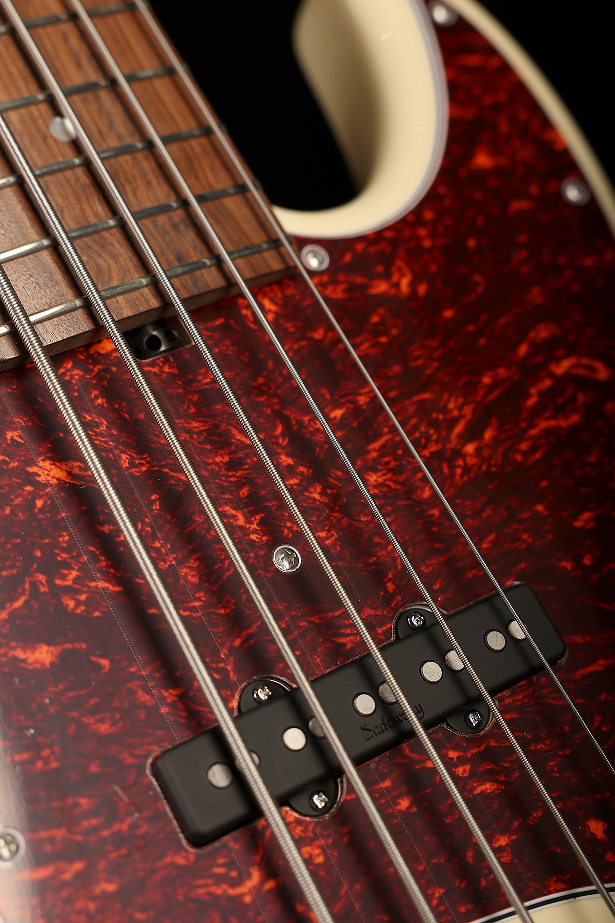 Sadowsky Metro Line 21 Fret Jazz 5 Olympic White - Bass Centre Music Store Melbourne