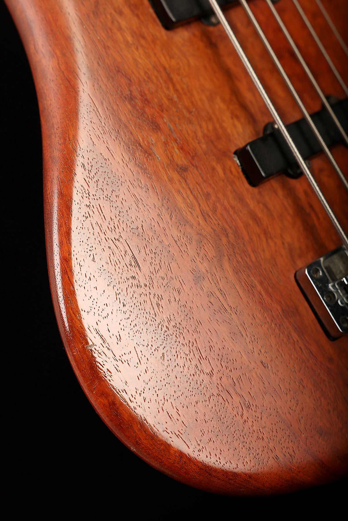 Preloved Warwick Korean Pro Series Bubinga Corvette 5 w/ Gig Bag - Bass Centre Music Store Melbourne