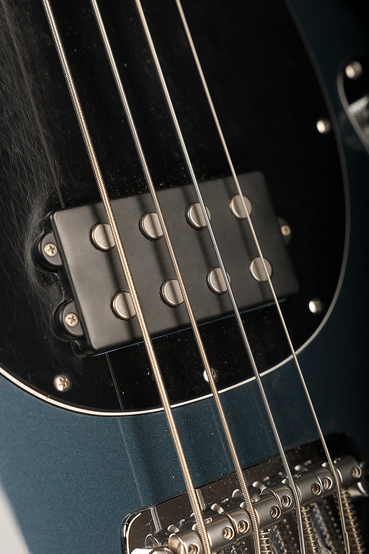 Preloved Ernie Ball Music Man Stingray Cobalt Blue