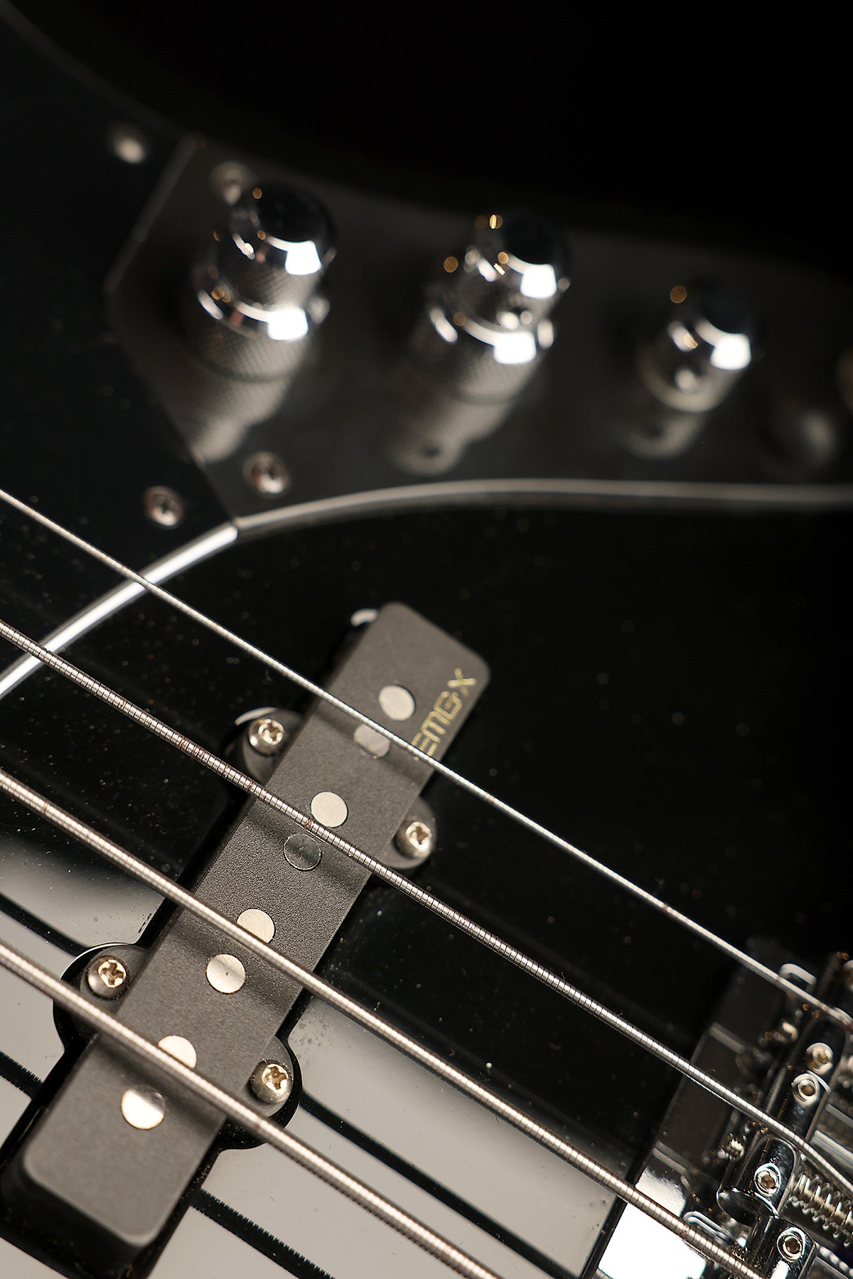 Preloved Fender Mexico Fretless Jazz with EMG pickups and Gig Bag
