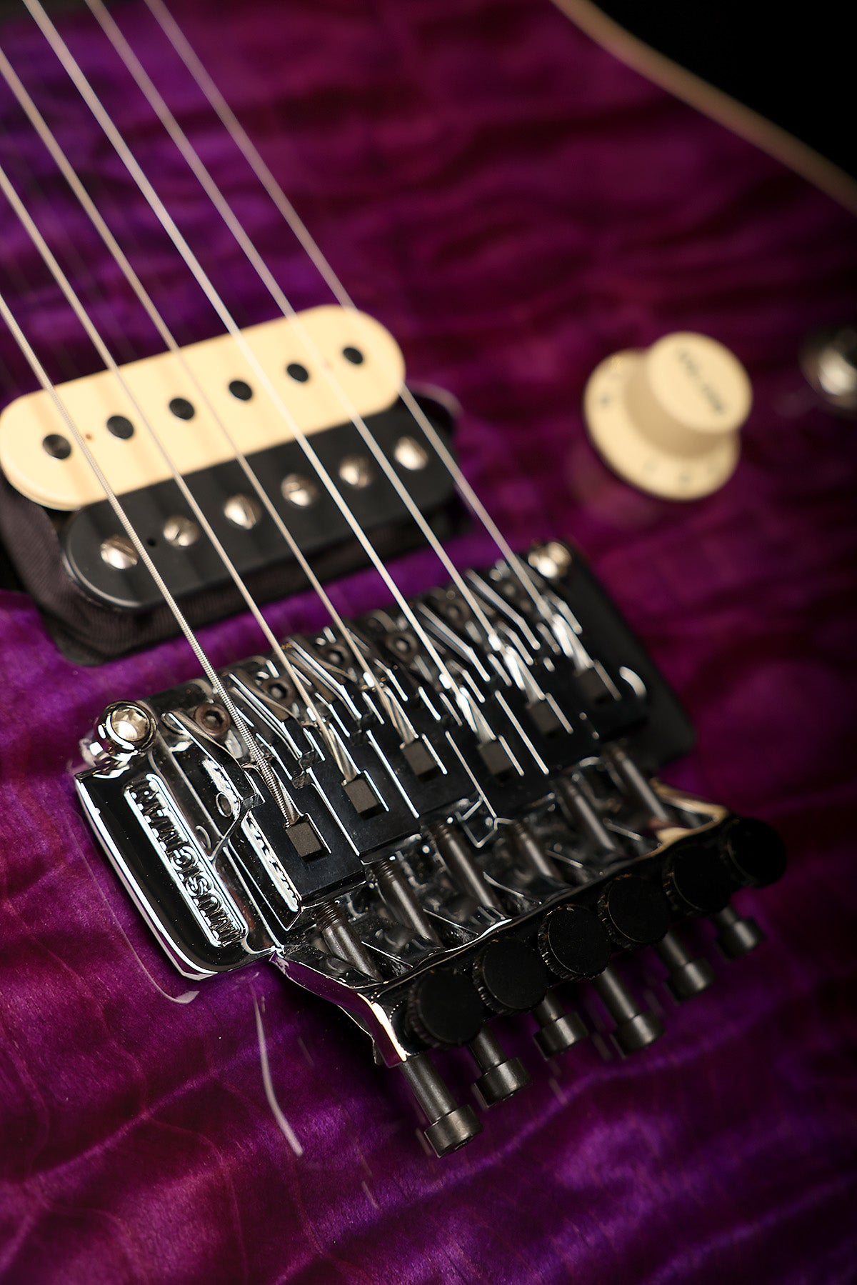 Ernie Ball Music Man 30th Anniversary Axis Trans Purple