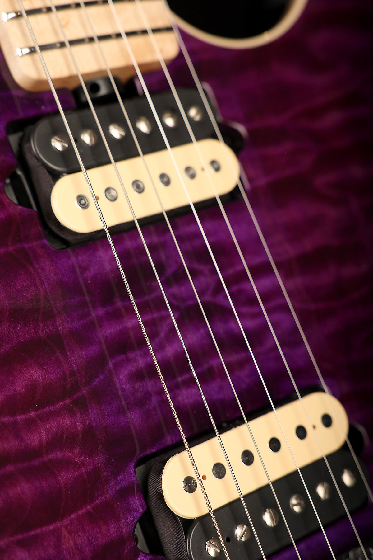 Ernie Ball Music Man 30th Anniversary Axis Trans Purple