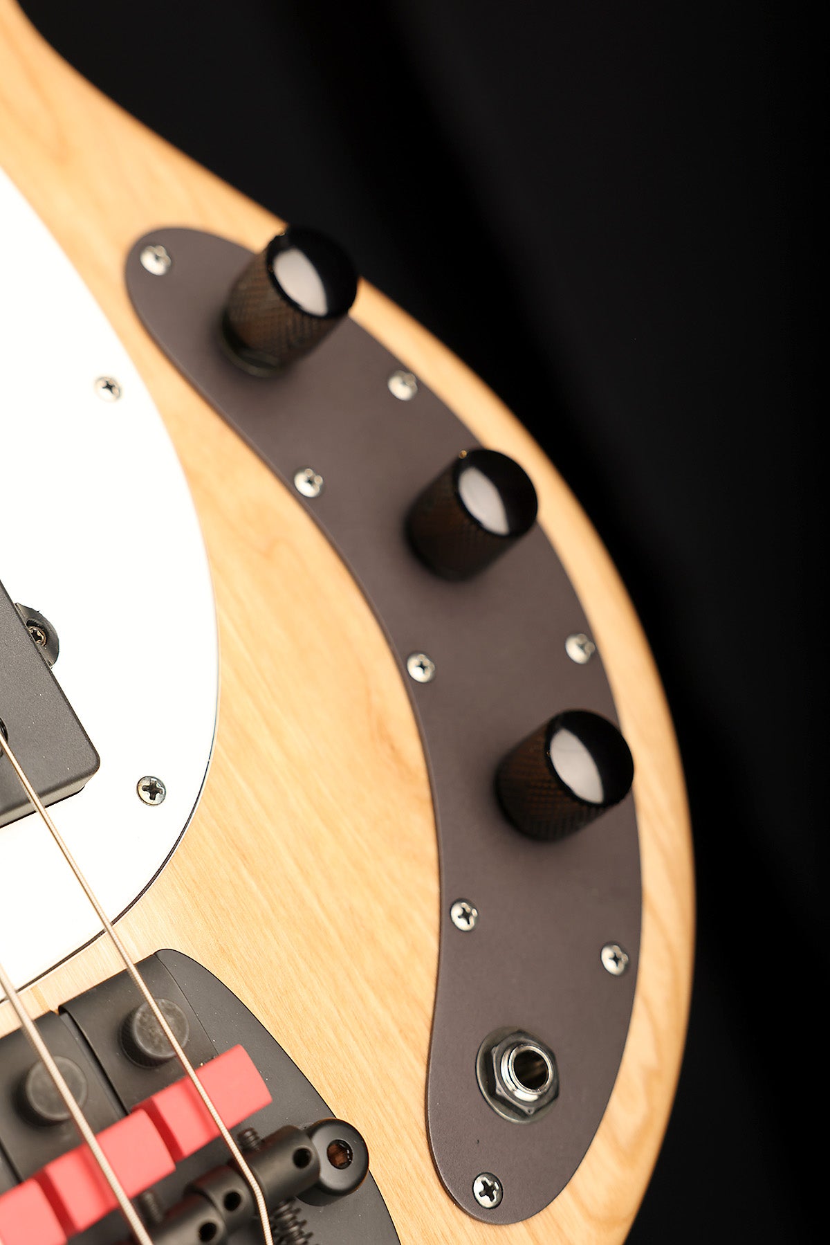 Ernie Ball Music Man Tim Commerford Stingray Natural
