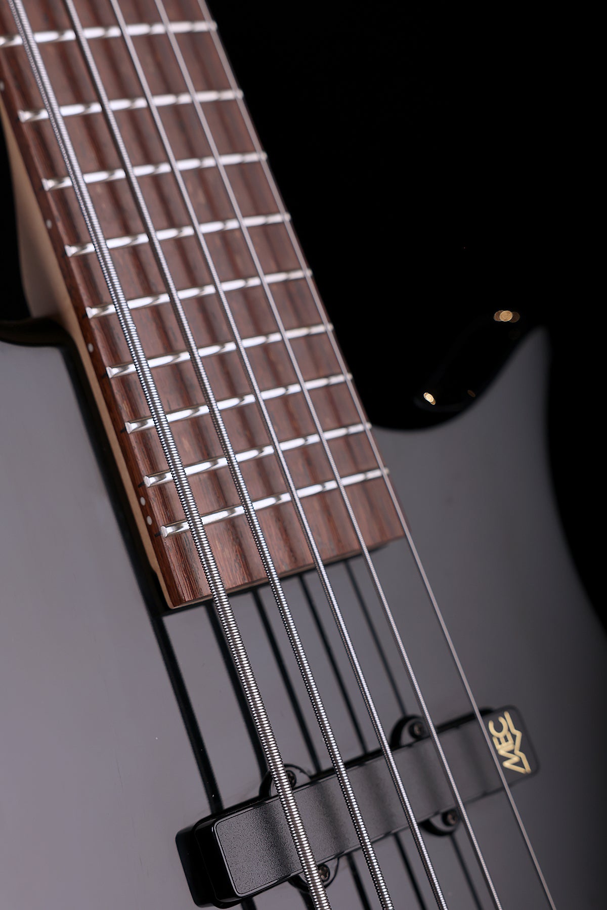 Demo Warwick RockBass Fortress 5-String Solid Black High Polish