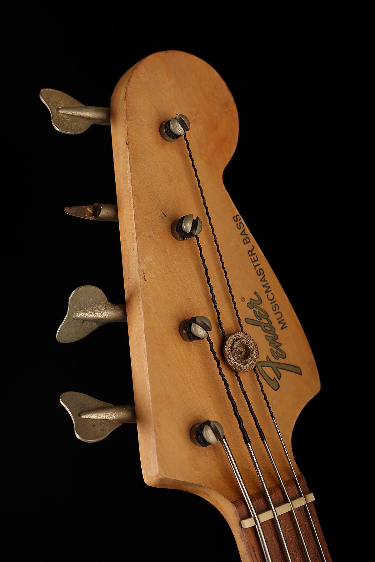 Preloved 1972 Fender Musicmaster Bass Dakota Red