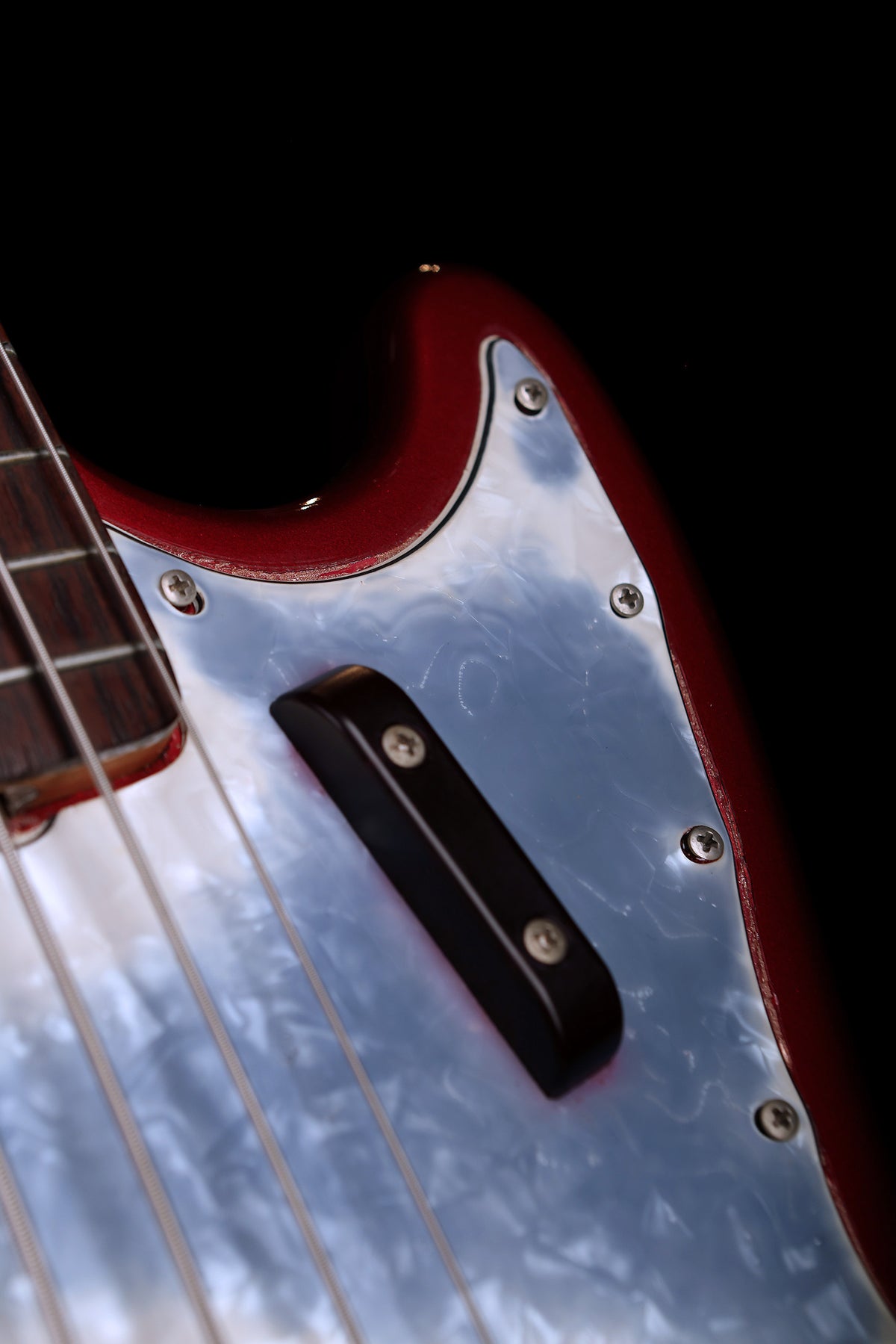 Preloved Fender 70&#39;s Mustang Candy Apple Red Competition Stripe w/case - Bass Centre Music Store Melbourne