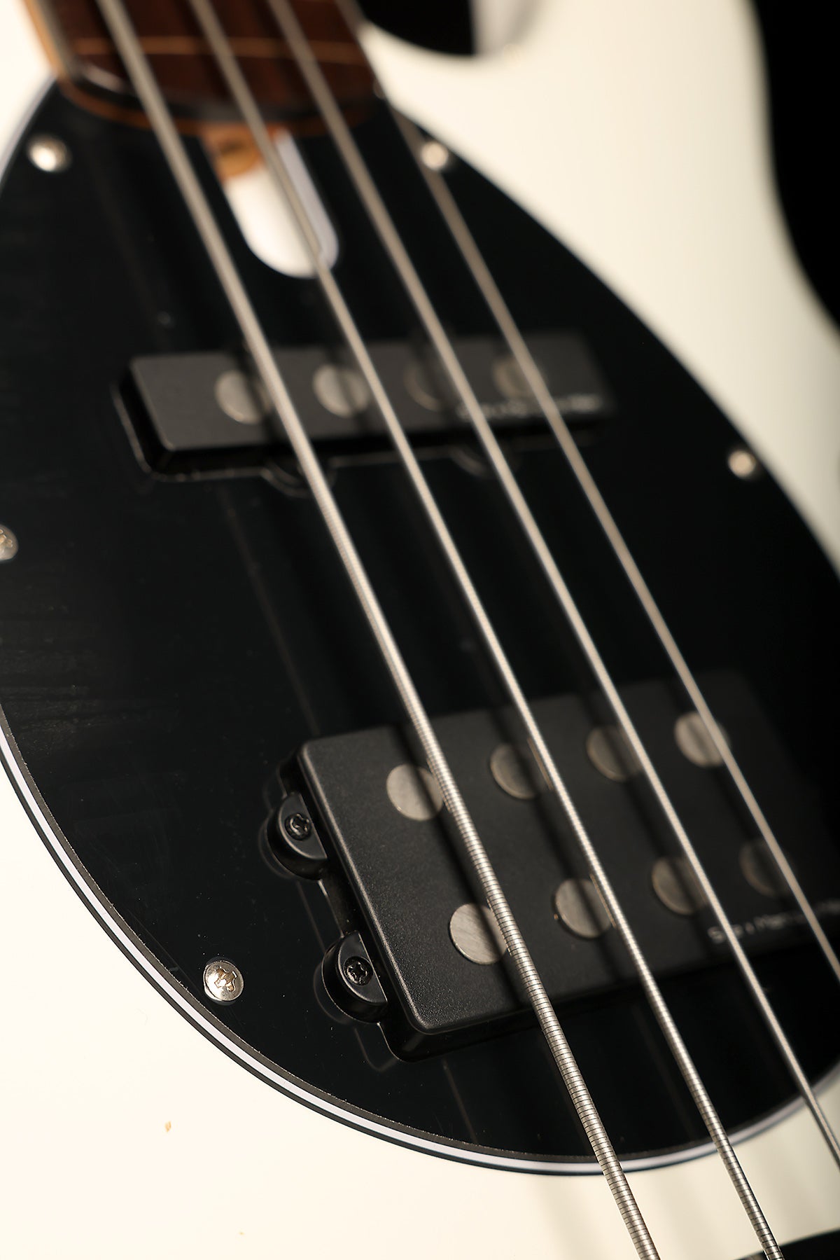 Sire Z7 Fretless