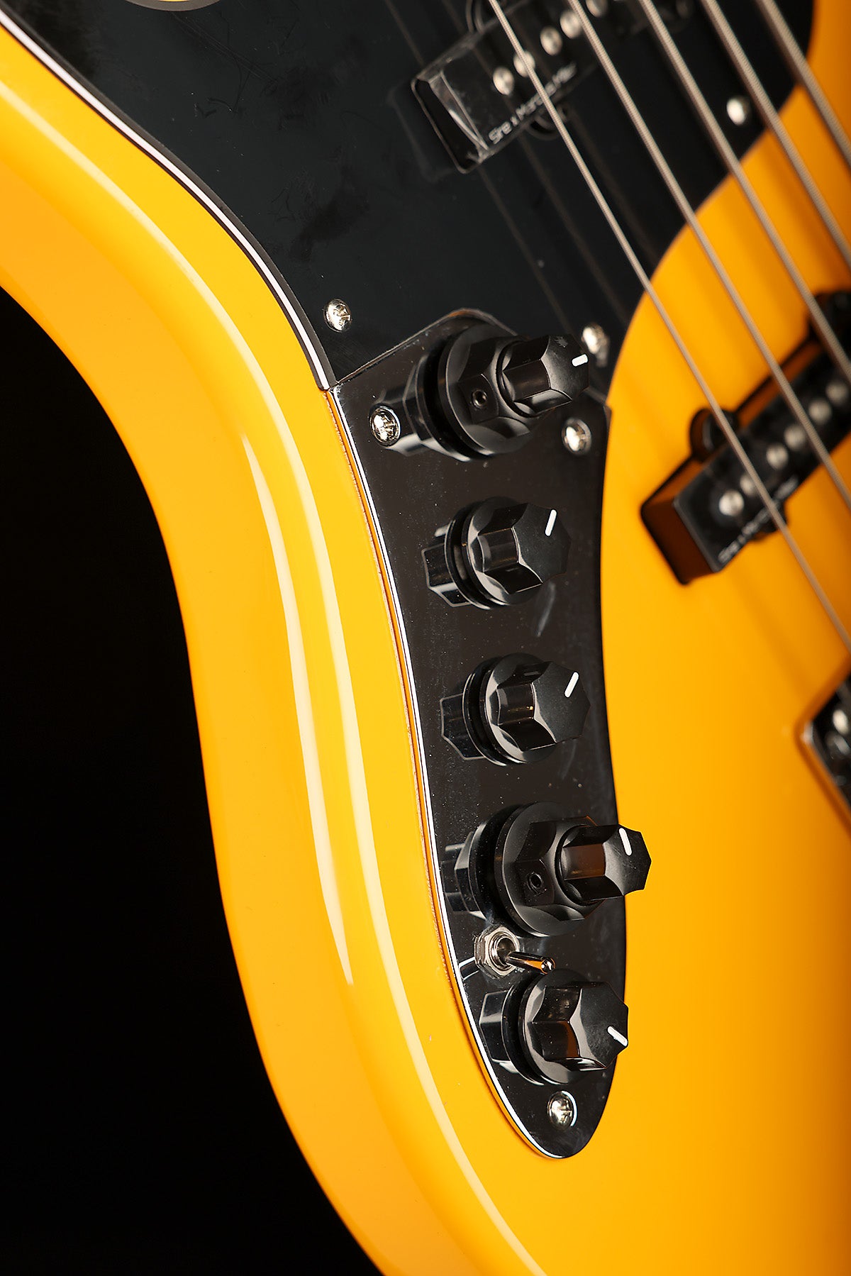 Sire Marcus Miller V3 5 String V2 Left Hand