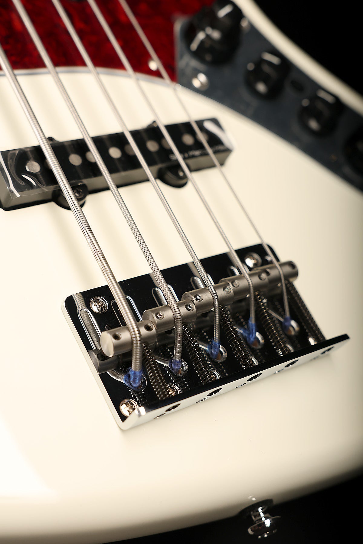 Sire Marcus Miller V7 New Gen 5 String Fretless