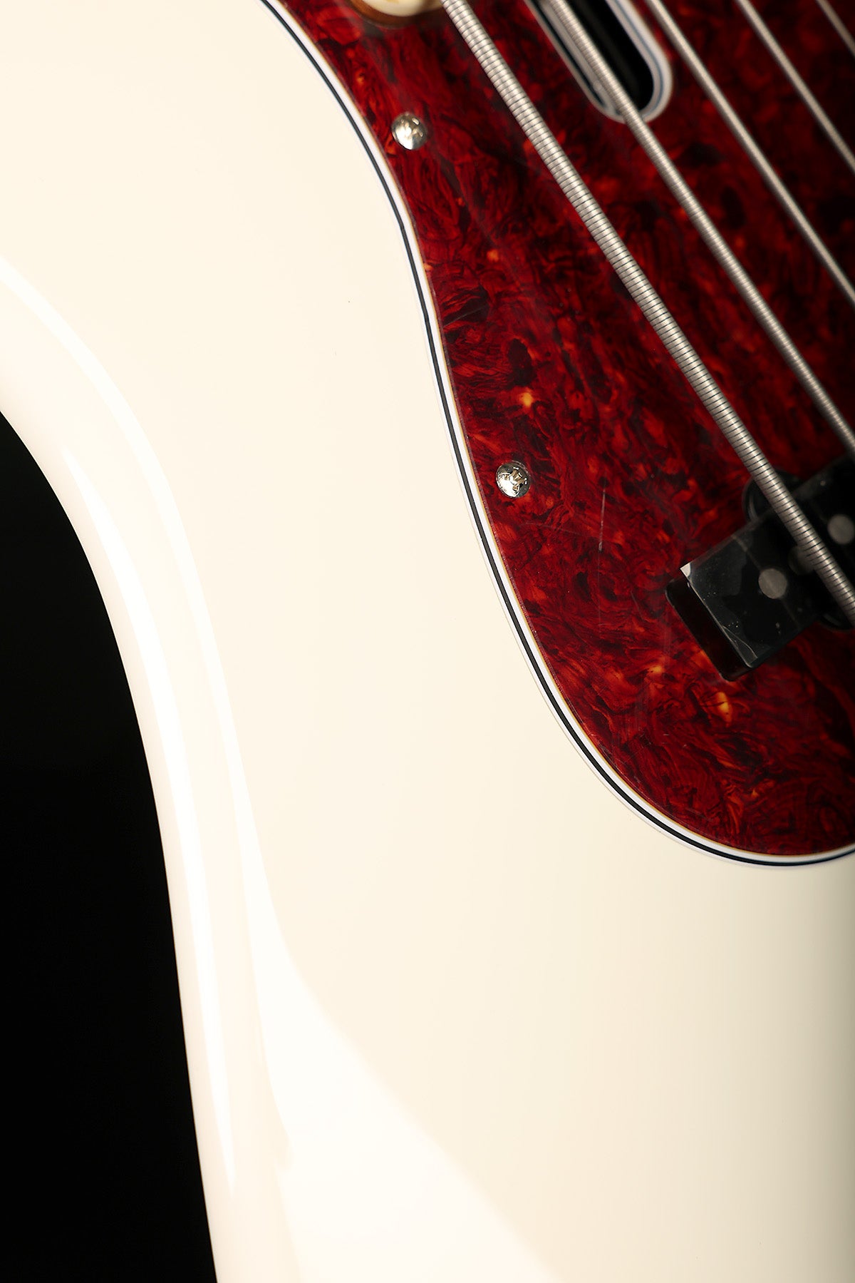 Sire Marcus Miller V7 New Gen 5 String Fretless