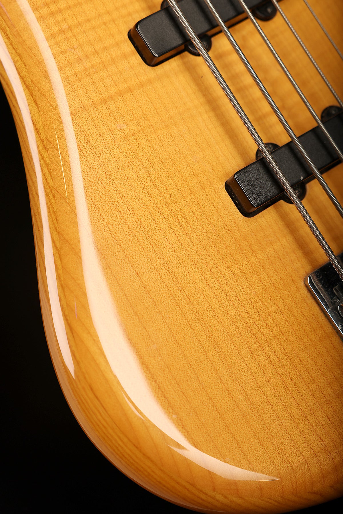 Preloved Warwick Rockbass Corvette FM