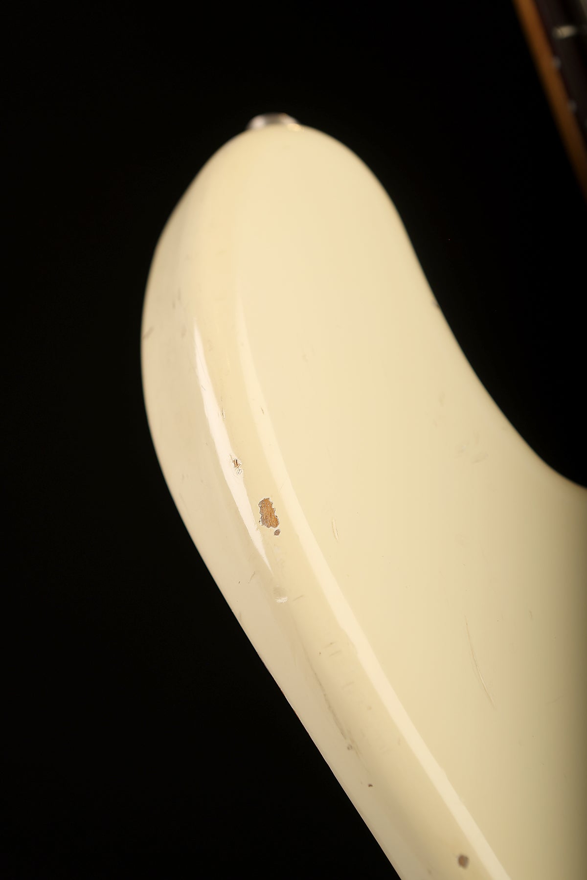 Preloved 1998 Fender Custom Shop 1960 Jazz Bass &#39;Cunetto&#39; Relic Olympic White w/case