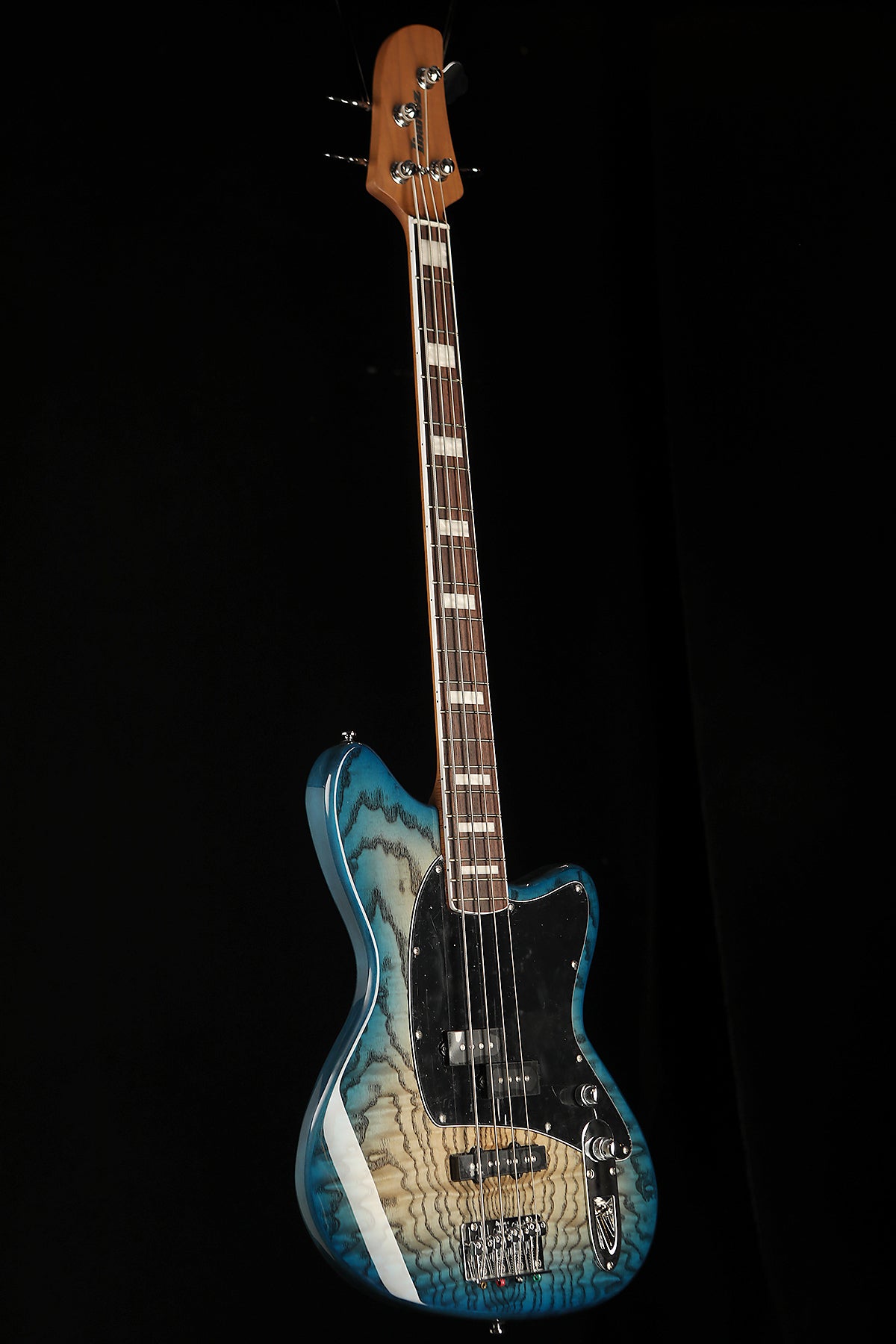 Ibanez TMB400TA CBS Cosmic Blue Starburst Ibanez TMB400TA CBS Cosmic Blue Starburst