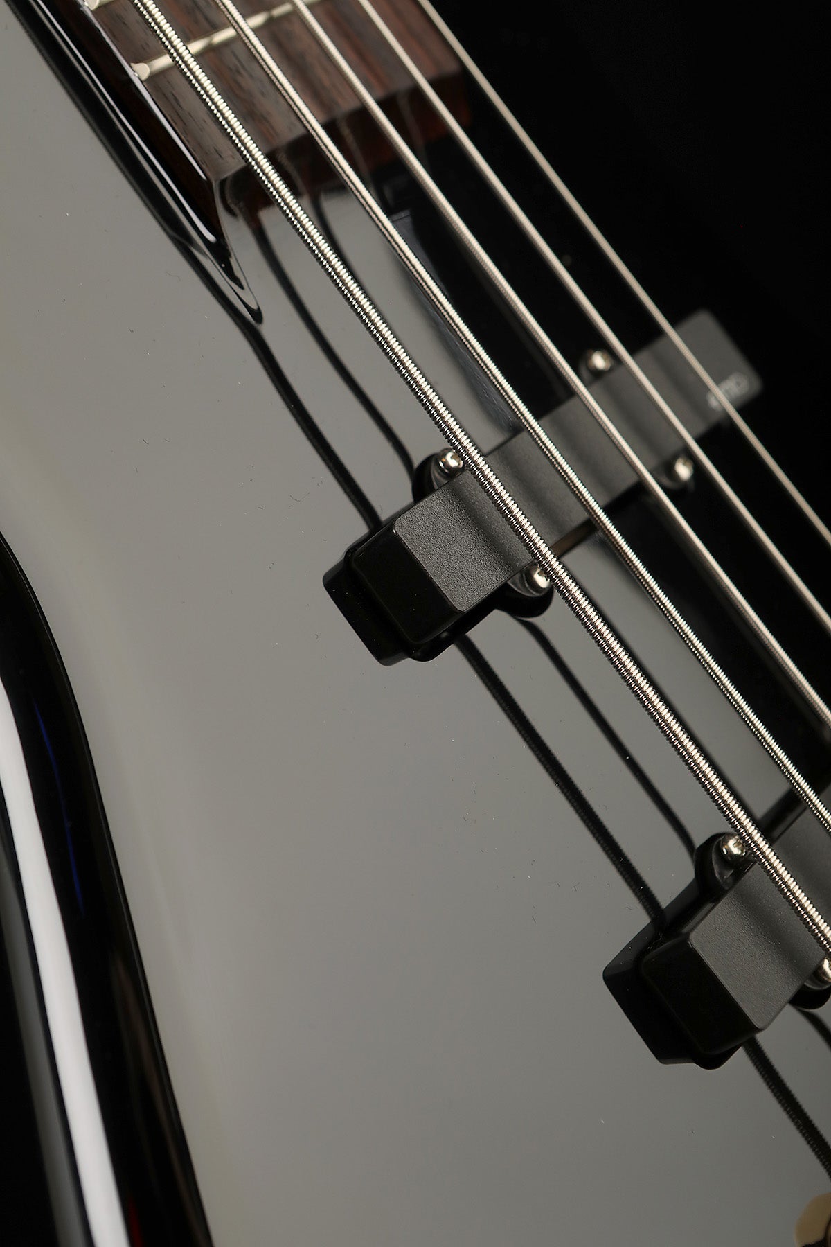 Spector Euro Classic 5 Gloss Black - Bass Centre Music Store Melbourne