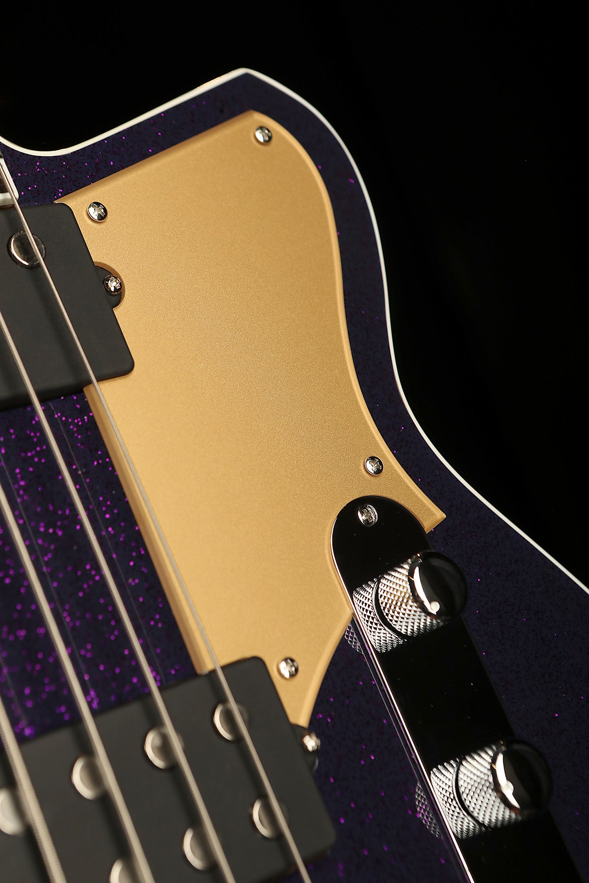 Reverend Linh Le Signature - Bass Centre Music Store Melbourne