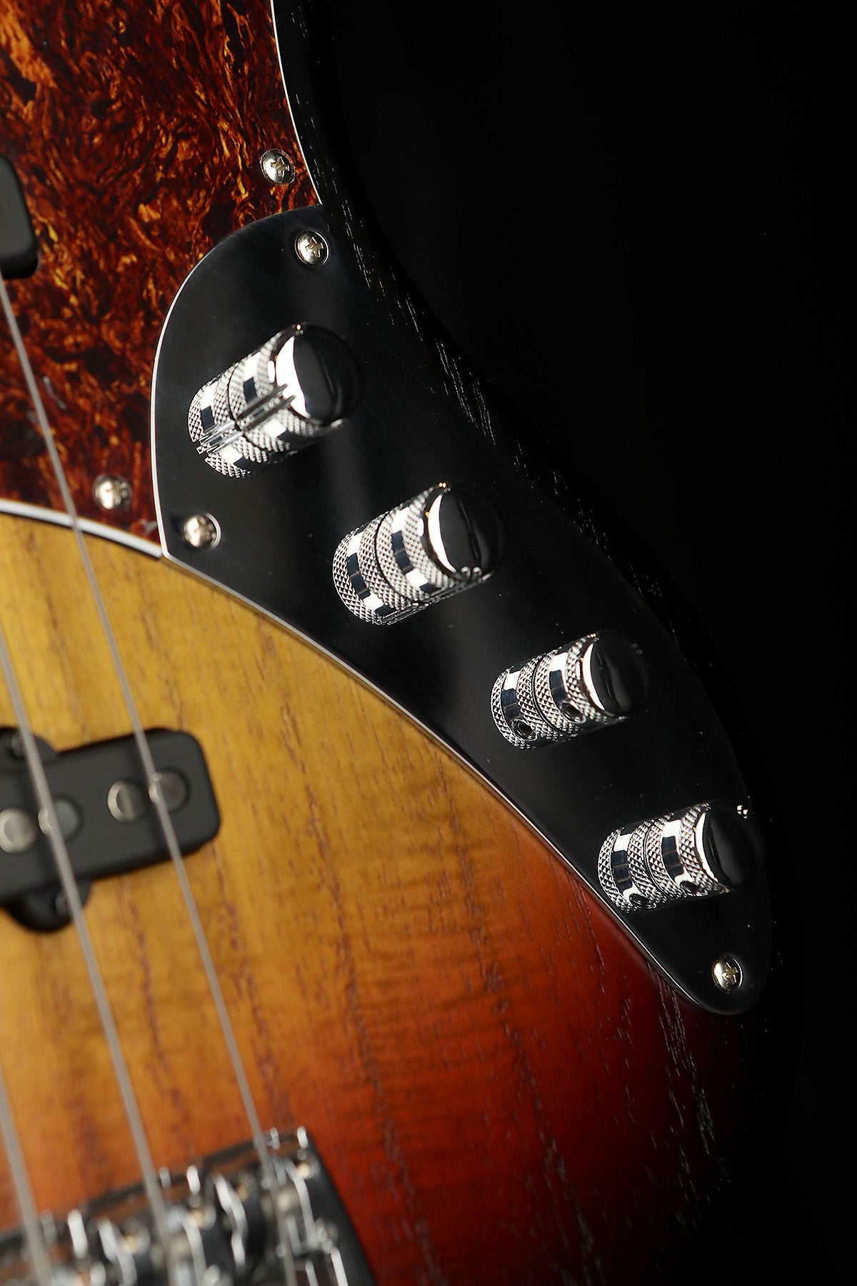 Sandberg California II TT 5 Superlight Sunburst - Bass Centre Music Store Melbourne