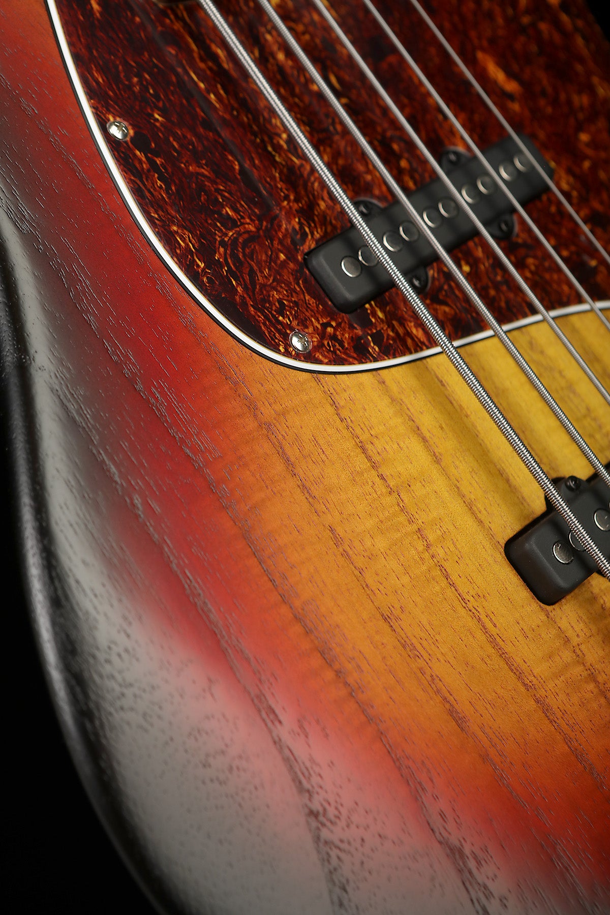 Sandberg California II TT 5 Superlight Sunburst - Bass Centre Music Store Melbourne