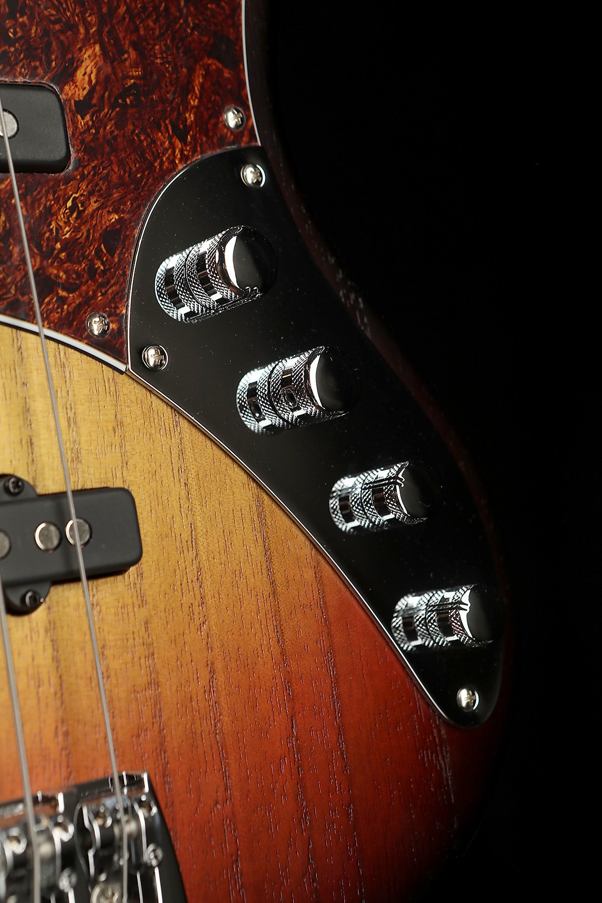 Sandberg TT4 Superlight 4 String Sunburst - Bass Centre Music Store Melbourne