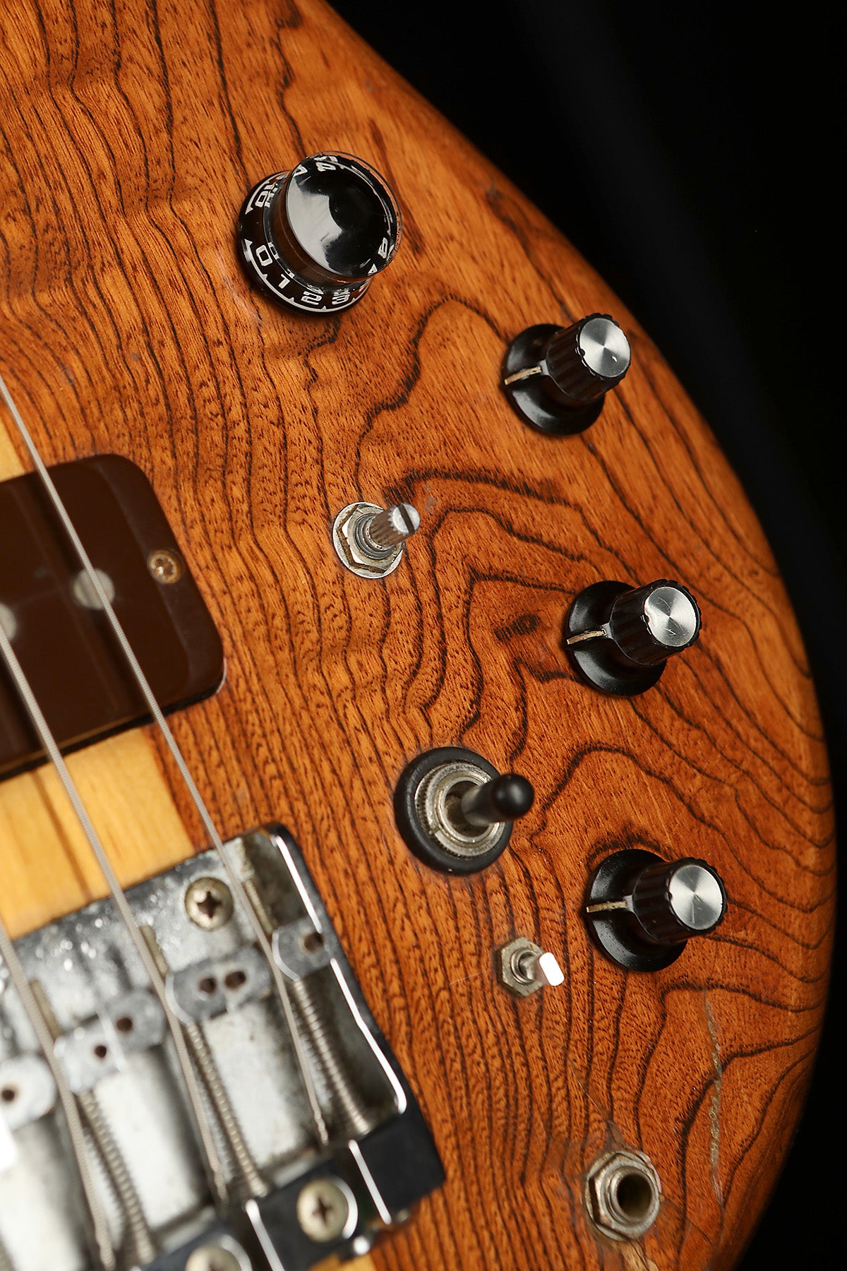 Preloved Ibanez Musician 994 - Bass Centre Music Store Melbourne