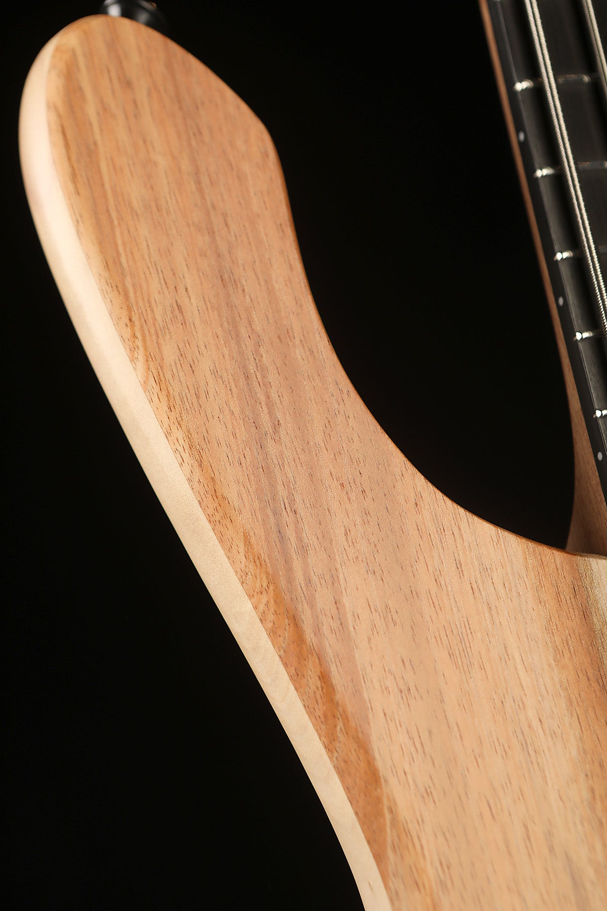 Cole Clark LL B5 Blackwood Top, Ebony - Bass Centre Music Store Melbourne